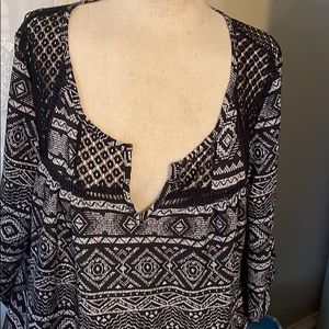 Black & White Pattern Top